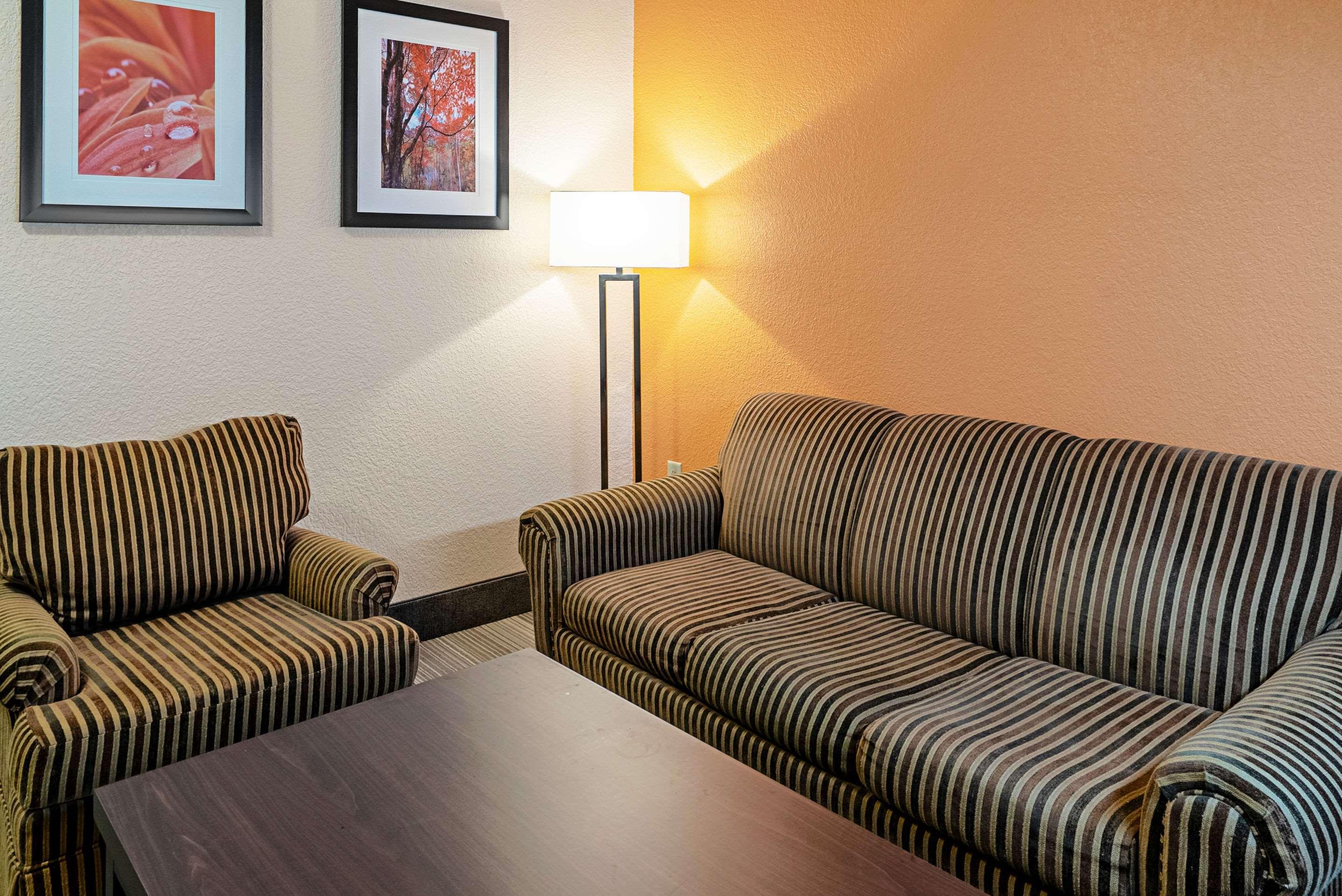 Quality Inn & Suites Robbinsville Dış mekan fotoğraf