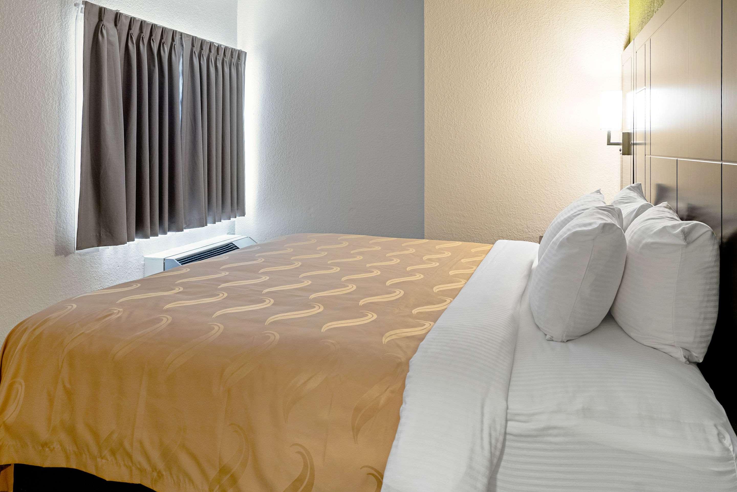 Quality Inn & Suites Robbinsville Dış mekan fotoğraf
