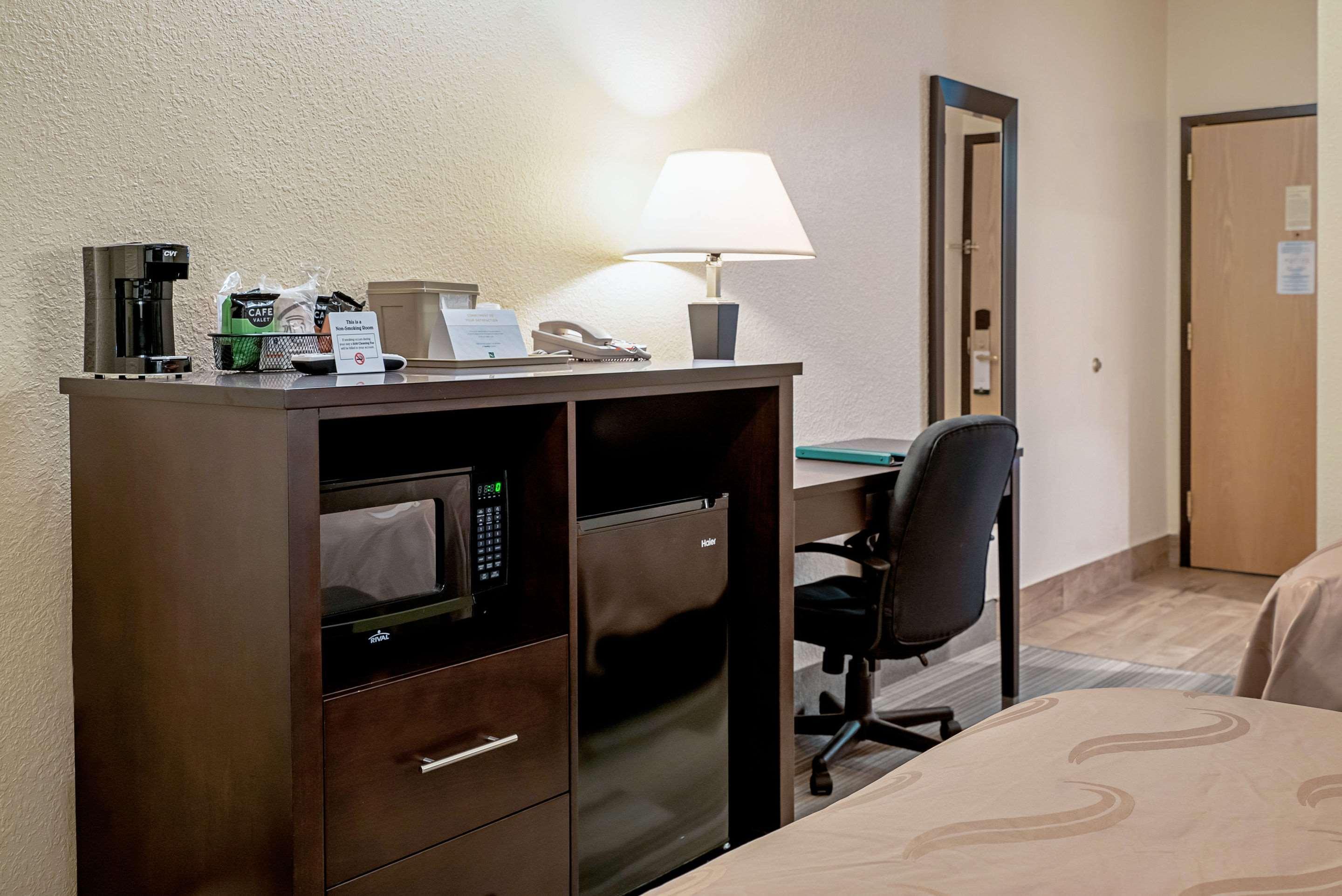 Quality Inn & Suites Robbinsville Dış mekan fotoğraf