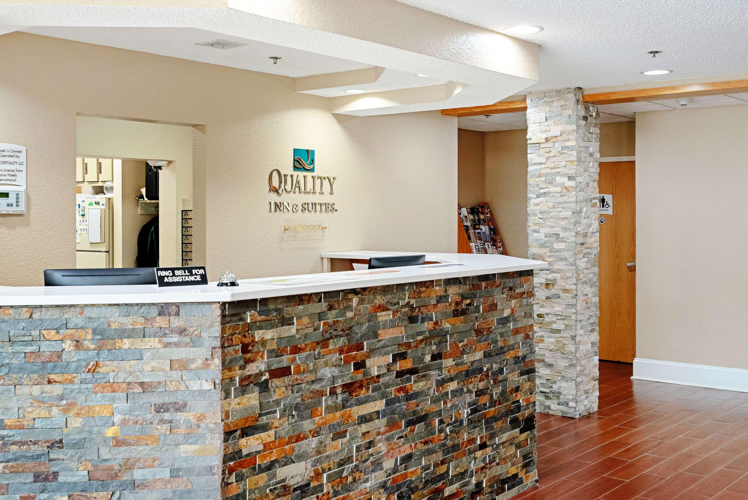 Quality Inn & Suites Robbinsville Dış mekan fotoğraf