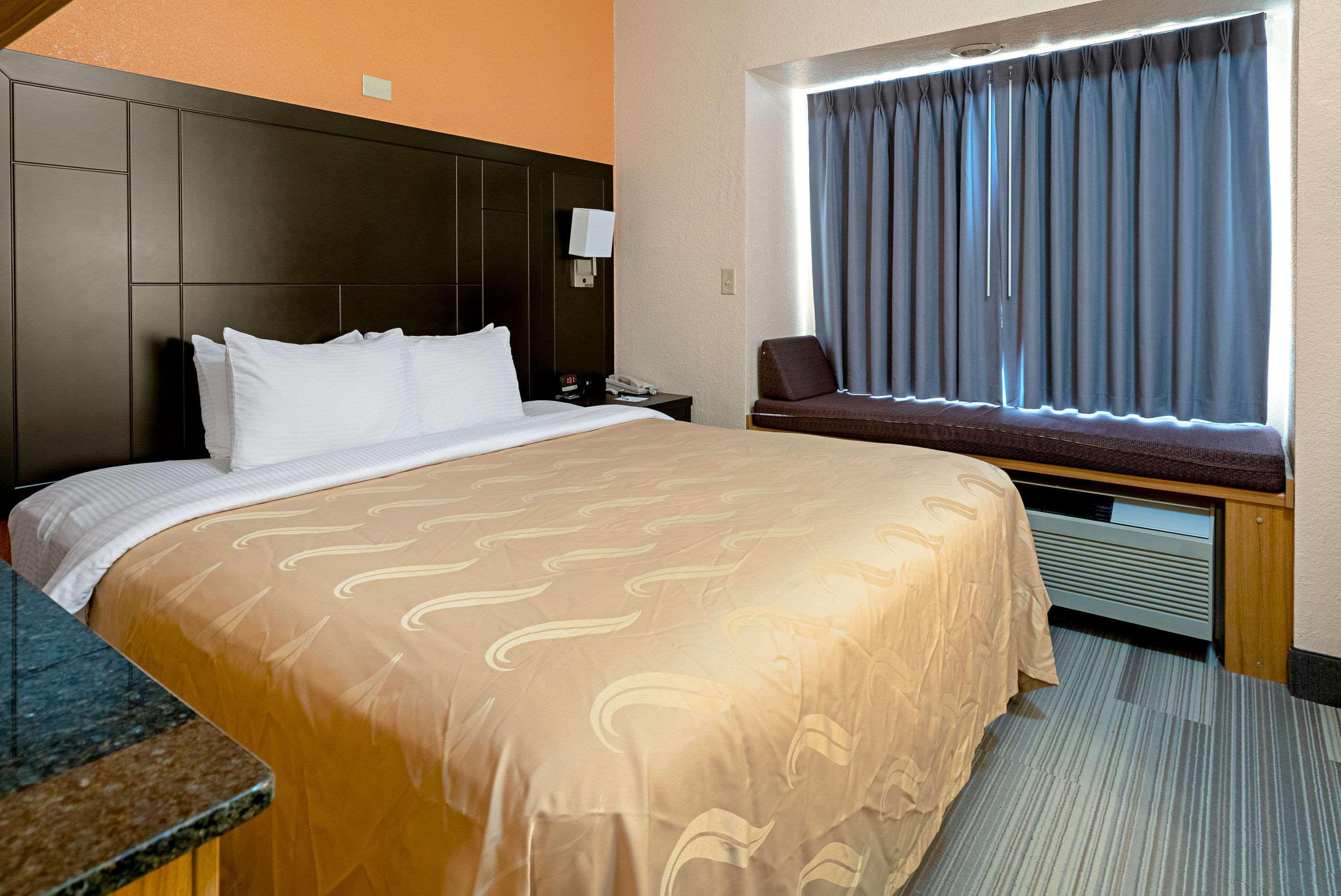 Quality Inn & Suites Robbinsville Dış mekan fotoğraf