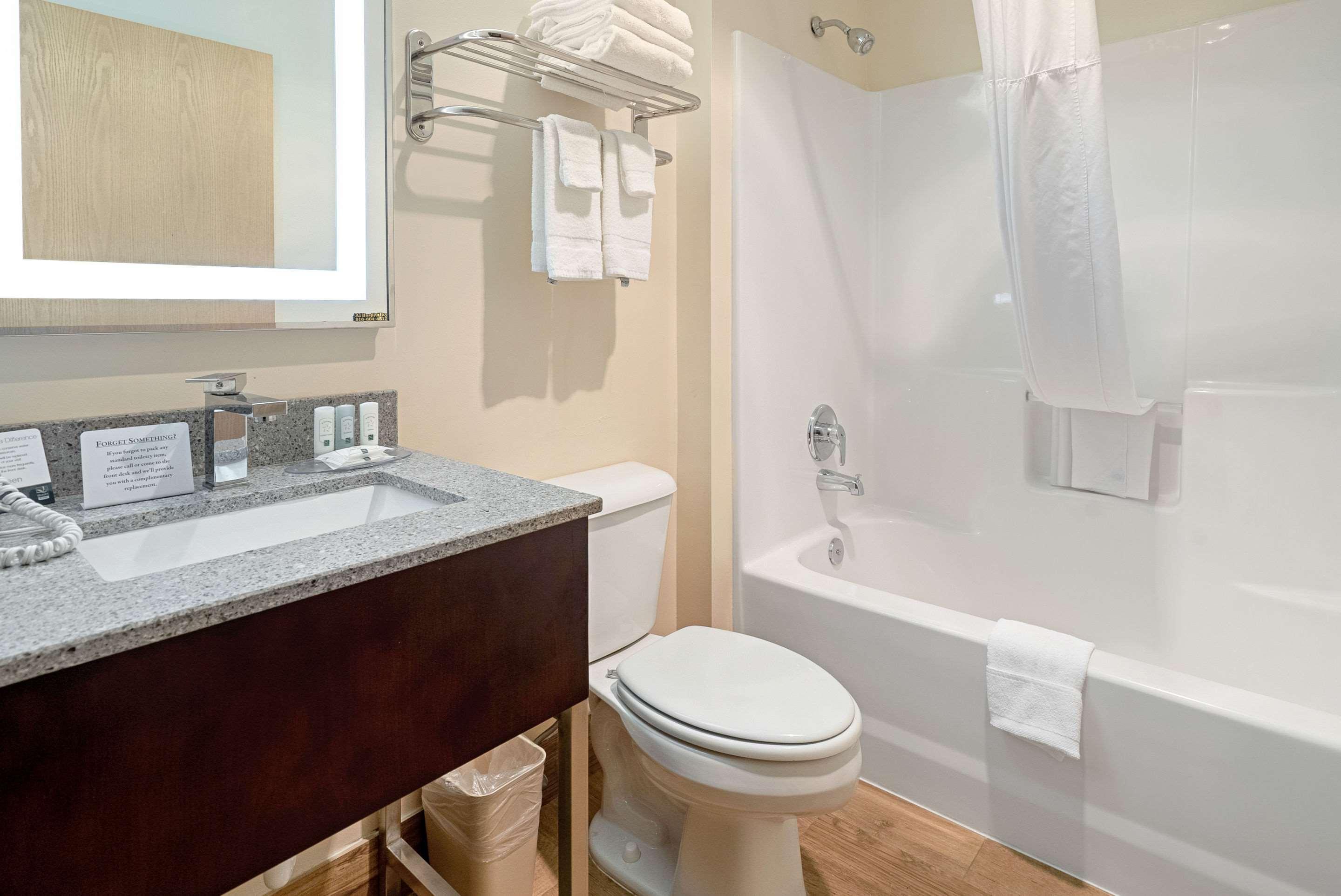 Quality Inn & Suites Robbinsville Dış mekan fotoğraf