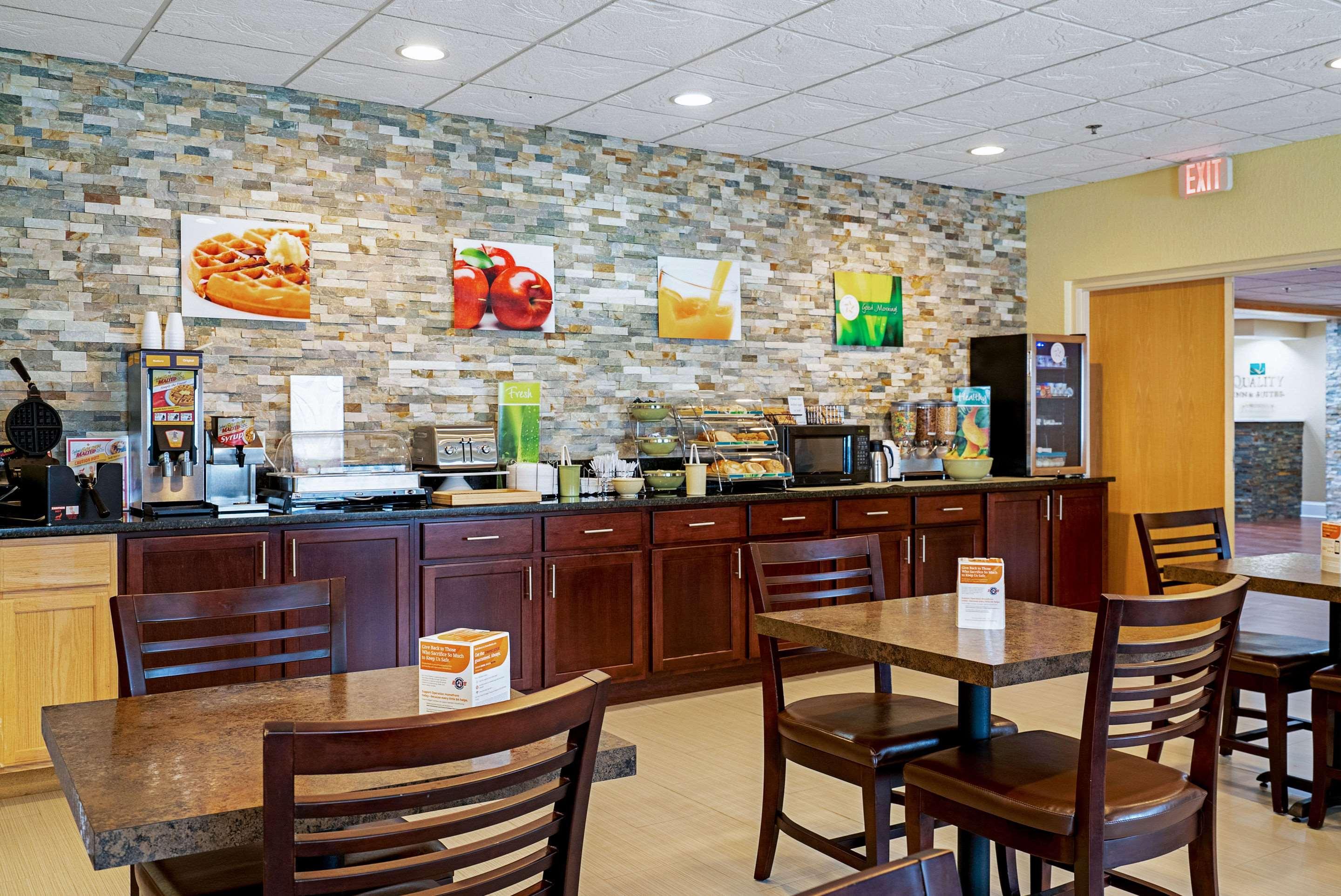 Quality Inn & Suites Robbinsville Dış mekan fotoğraf