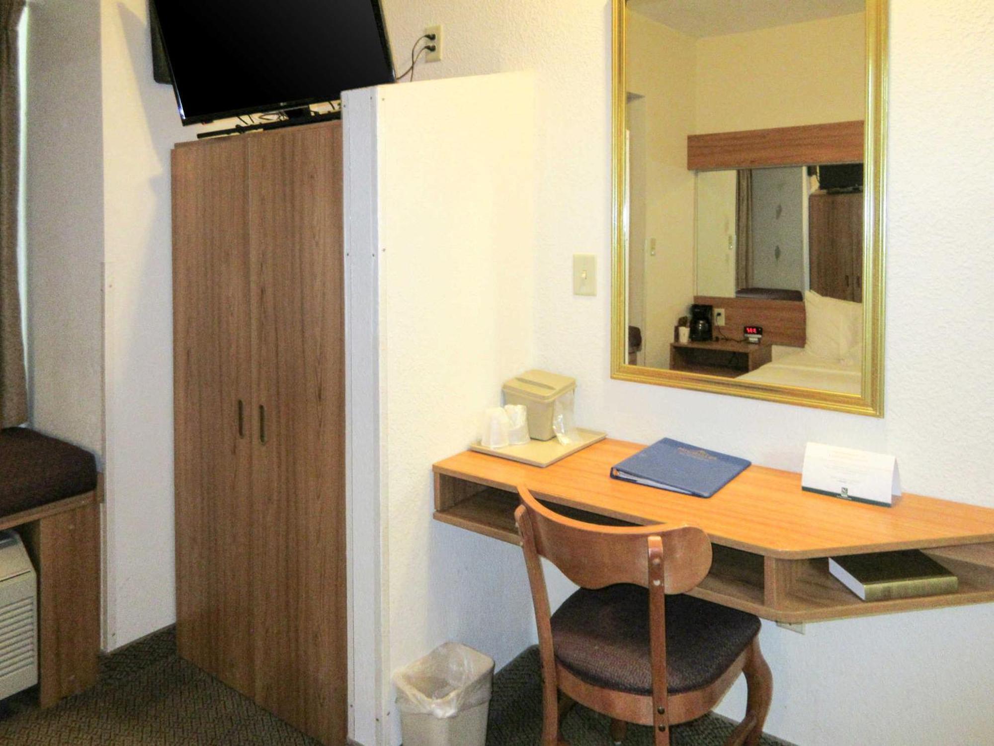 Quality Inn & Suites Robbinsville Dış mekan fotoğraf